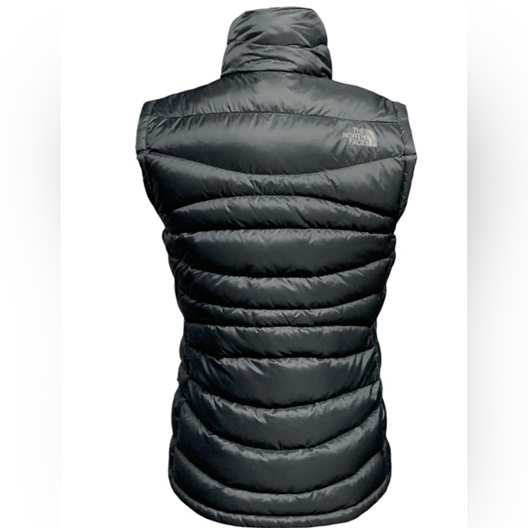 The NorthFace, Down Vest - Picture 4 of 13